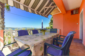 Holiday House Anica