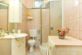 Holiday House Anica