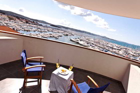 Hotel In