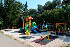 Crvena Luka Resort