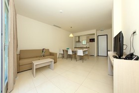 Crvena Luka Resort