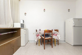 Apartment and Rooms Lile