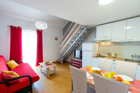 Apartments & Rooms Cina