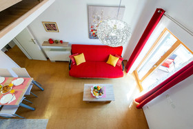 Apartments & Rooms Cina