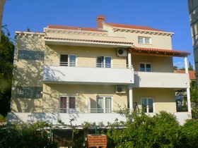 Apartments Zecevic