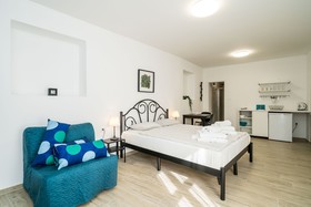 Residence & Pool Villa Schwarz Suites