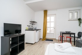 Residence & Pool Villa Schwarz Suites