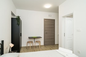 Residence & Pool Villa Schwarz Suites