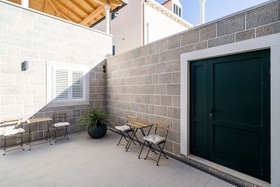 Residence & Pool Villa Schwarz Suites