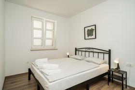 Residence & Pool Villa Schwarz Suites