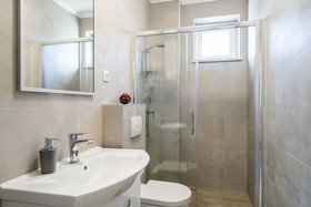 Residence & Pool Villa Schwarz Suites