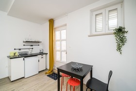 Residence & Pool Villa Schwarz Suites