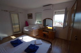 Sandra Apartments