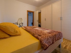 Apartment Goran