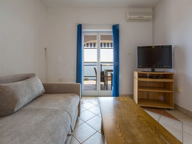 Apartment Goran