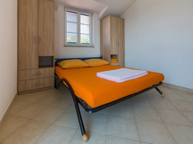 Apartment Goran