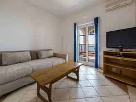 Apartment Goran