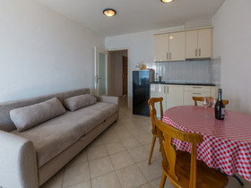 Apartment Goran