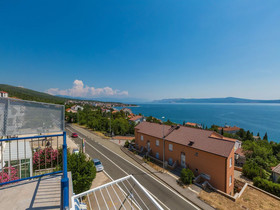 Apartment Goran