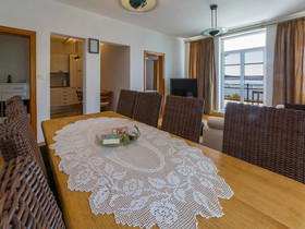 Apartment Goran