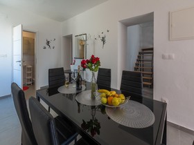 Apartment Iva Man
