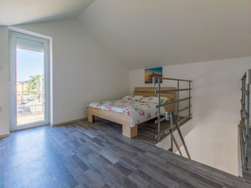 Apartment Iva Man