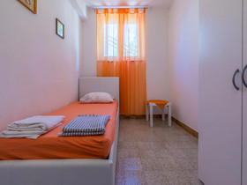 Apartment Iva Man