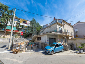 Apartment Iva Man
