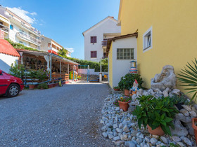 Apartment Lena