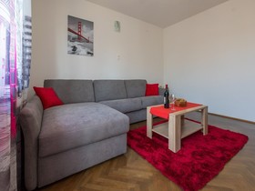 Apartment Melanija
