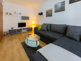 Apartment Mladen