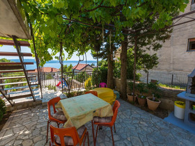 Apartments Adrasteja