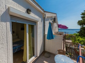 Apartments Adrasteja
