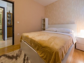 Apartments Adrasteja