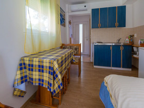 Apartments Adrasteja