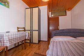 Apartments And Room Mauro