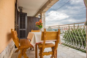 Apartments And Room Mauro