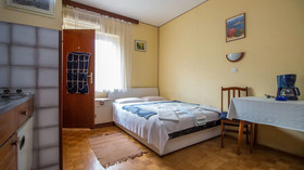 Apartments And Room Mauro