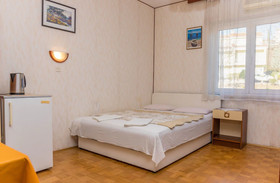 Apartments And Room Mauro