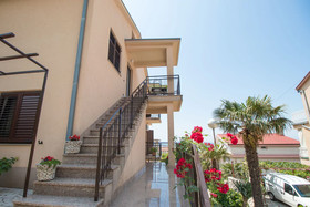 Apartments and Room Ružica