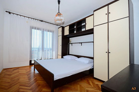 Apartments And Rooms Jaka