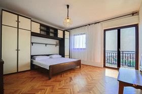 Apartments And Rooms Jaka