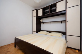 Apartments And Rooms Jaka