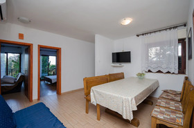 Apartments And Rooms Jaka