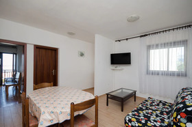 Apartments And Rooms Jaka