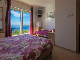 Apartments and Rooms Nensi