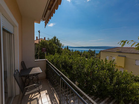 Apartments and Rooms Nensi