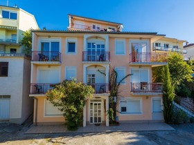 Apartments Ani