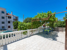Apartments Ankica