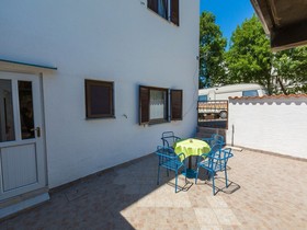 Apartments Ankica